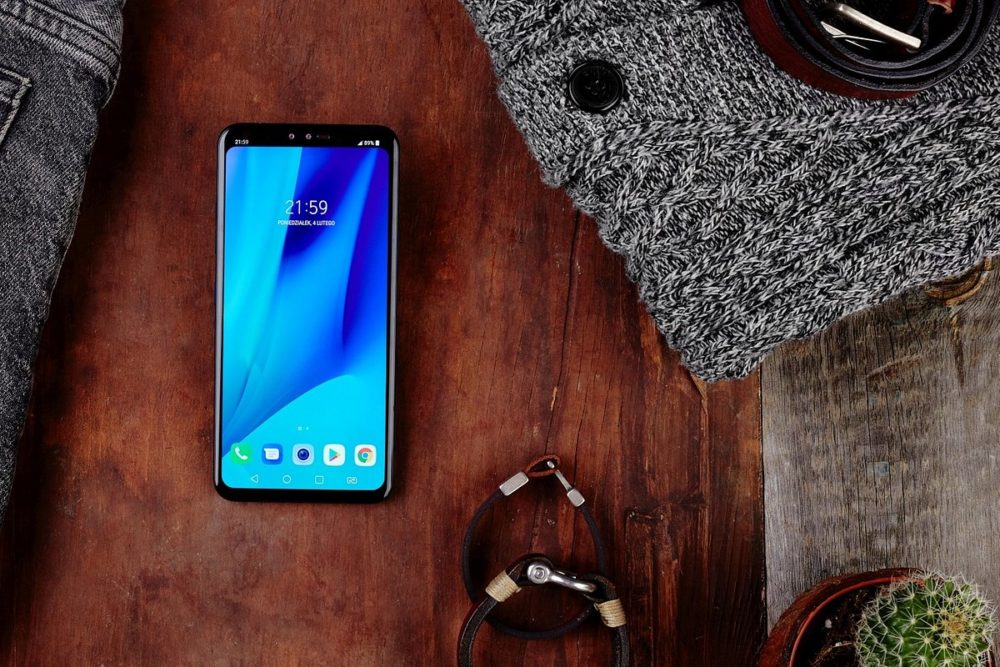 LG V40 ThinQ debiutuje w Polsce. Pięć aparatów, sztuczna inteligencja i najlepsza jakość dźwięku 5