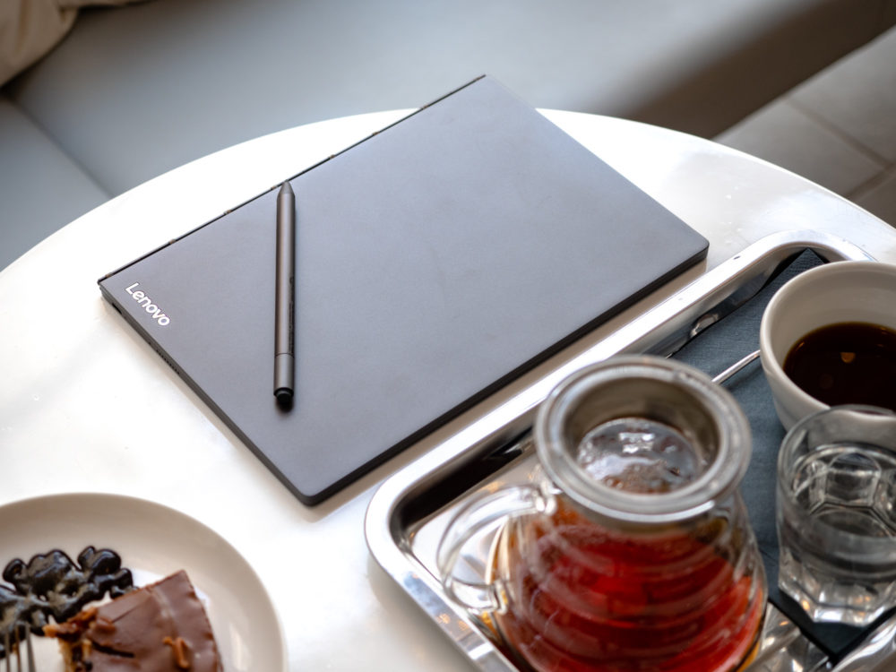 Lenovo Yoga Book C930 opinie 6
