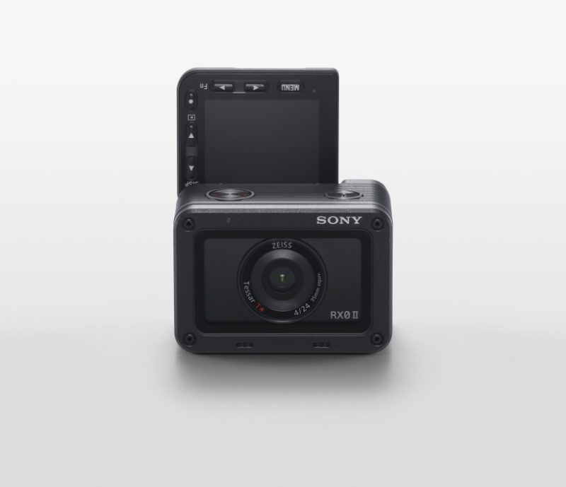 Nowy Sony RX0 II: najmniejszy i najlżejszy na świecie aparat ultrakompaktowy klasy premium
