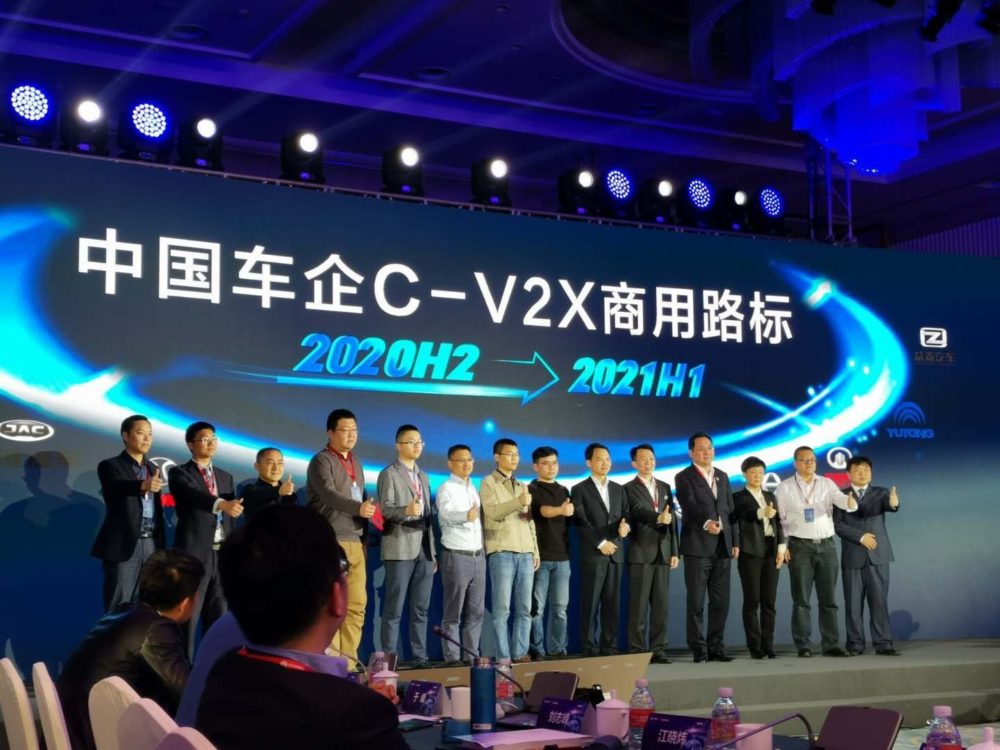 13 producentów deklaruje plany produkcji aut z inteligentnymi układami Huawei