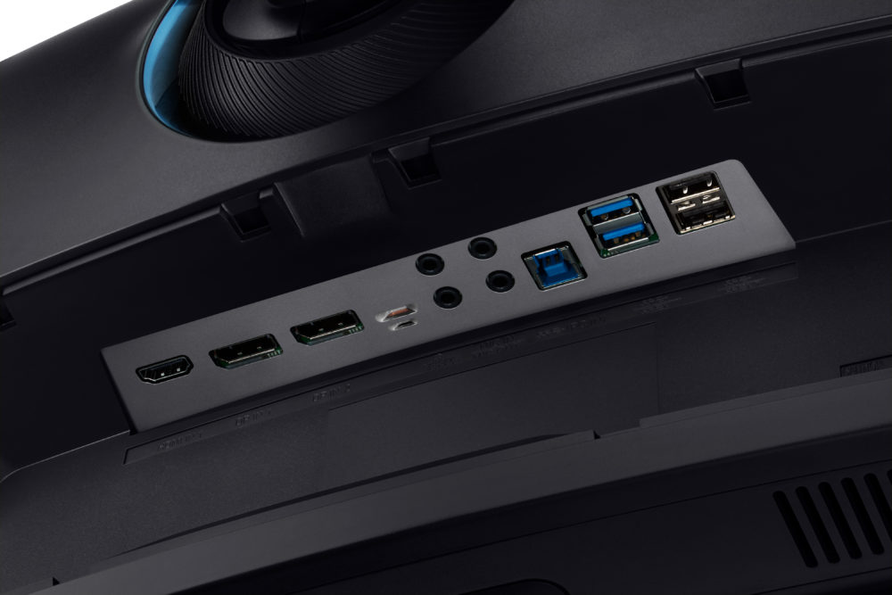 C49RG9 014 Detail3 Black