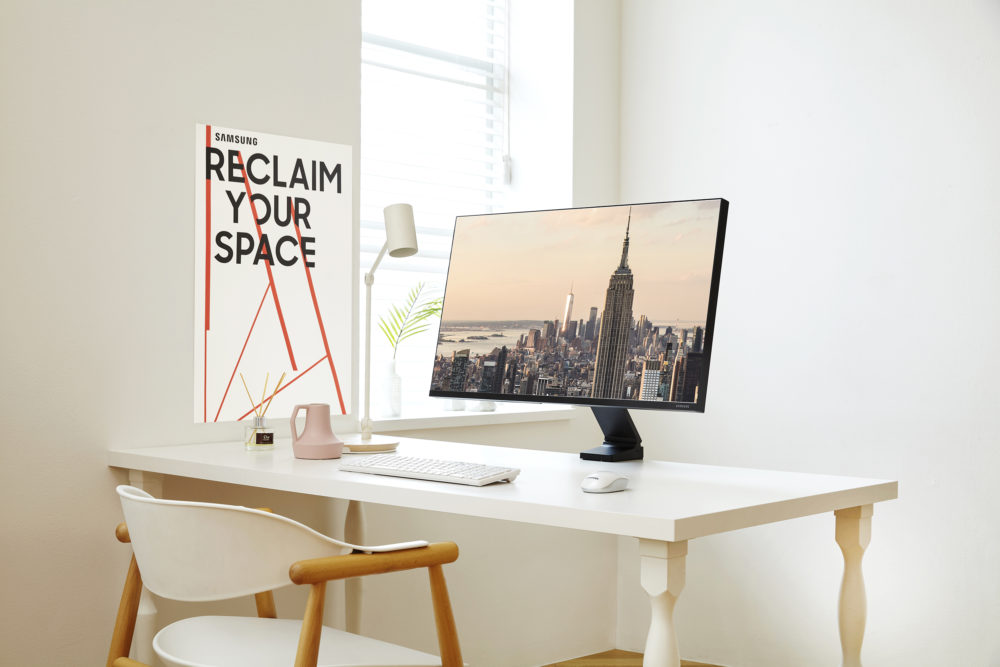 Samsung Space Monitor 1
