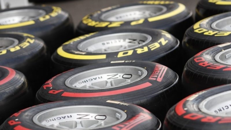 Firma Pirelli zaprezentowała "inteligentne opony", które udostępniają w sieci 5G informacje o drodze