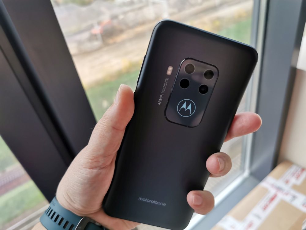 Motorola One Zoom – najlepszy smartfon w portfolio producenta