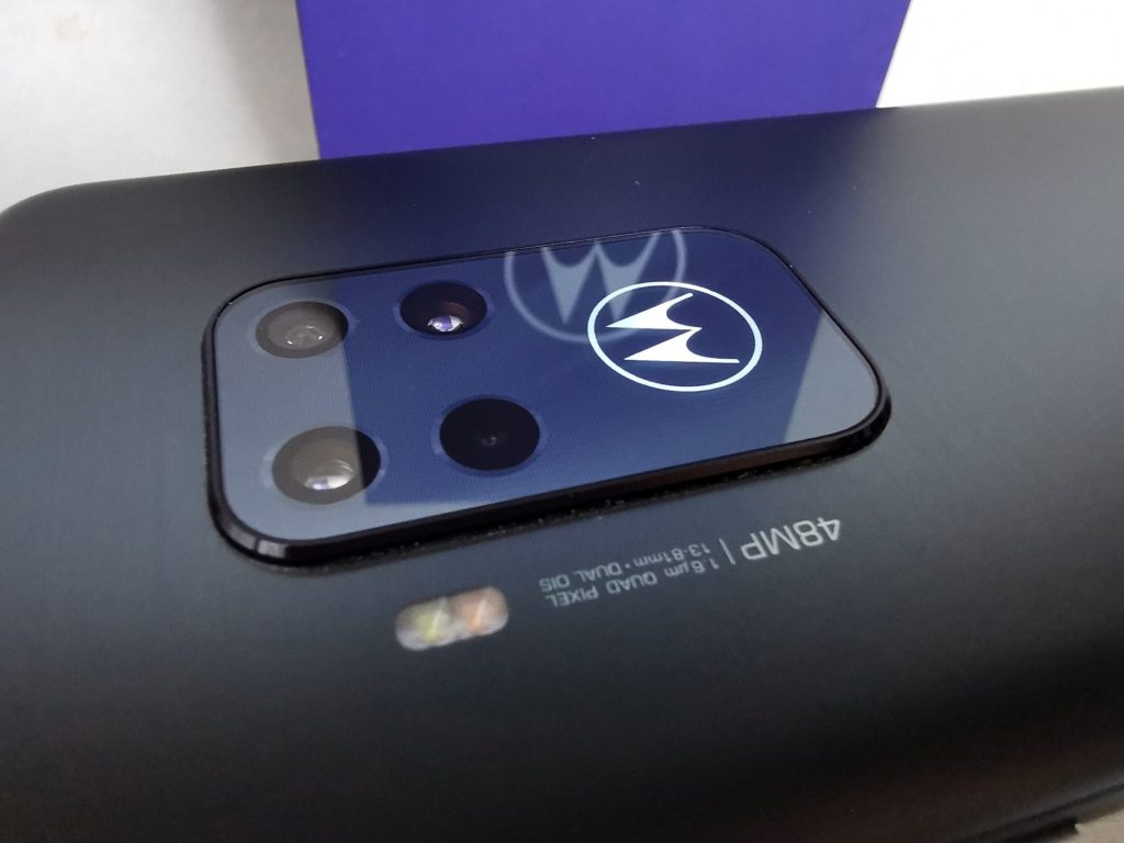 Motorola One Zoom – najlepszy smartfon w portfolio producenta