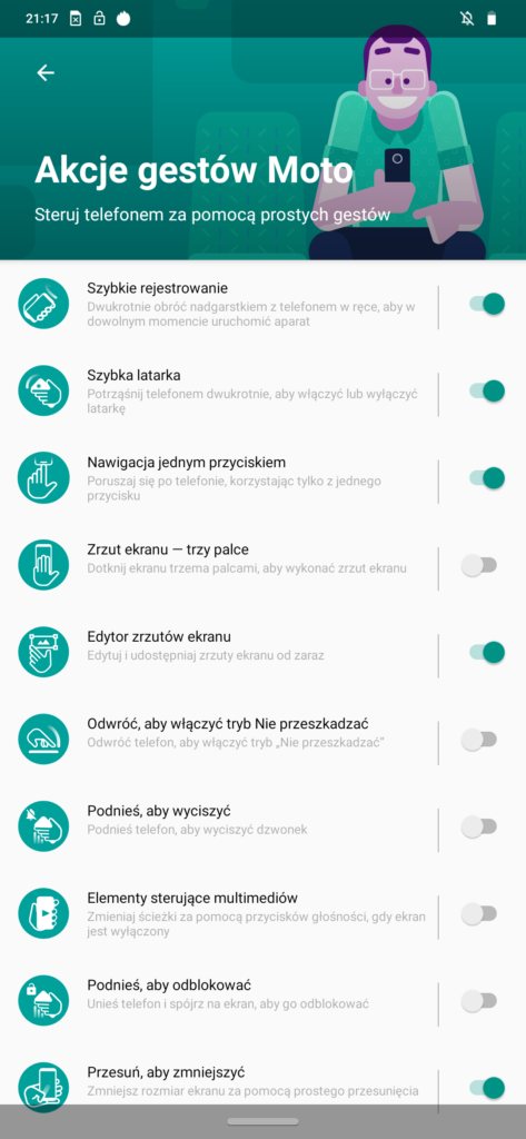 Wymiary Motoroli One Zoom to 75 x 158 x 8,8 mm, a waga 190 g. Telefon nie należy do najmniejszych, ale mimo wszystko dobrze leży w dłoni.