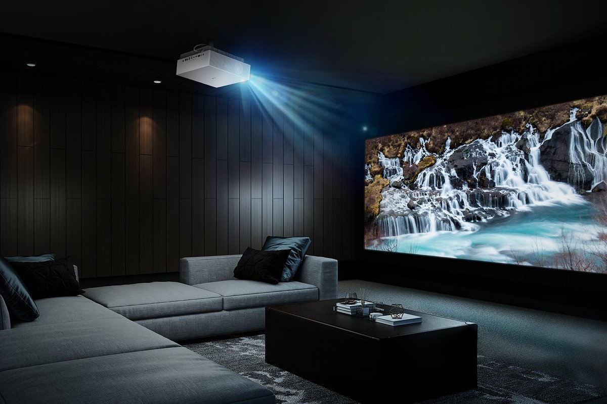 IFA 2020: Kino przeniesione do domu – LG prezentuje projektor LG CineBeam 4K UHD Laser