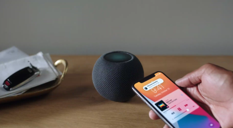 Apple zaprezentowała kompaktowy i niedrogi inteligentny głośnik HomePod Mini