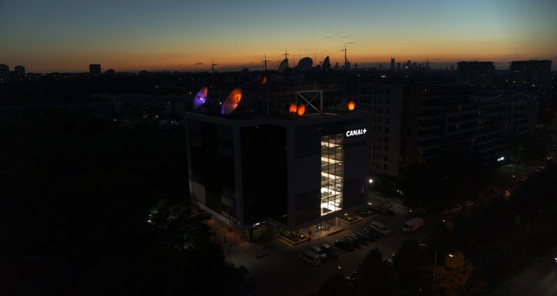 696cc5d1 27e8 4f8b 87fe fd4cde83a183