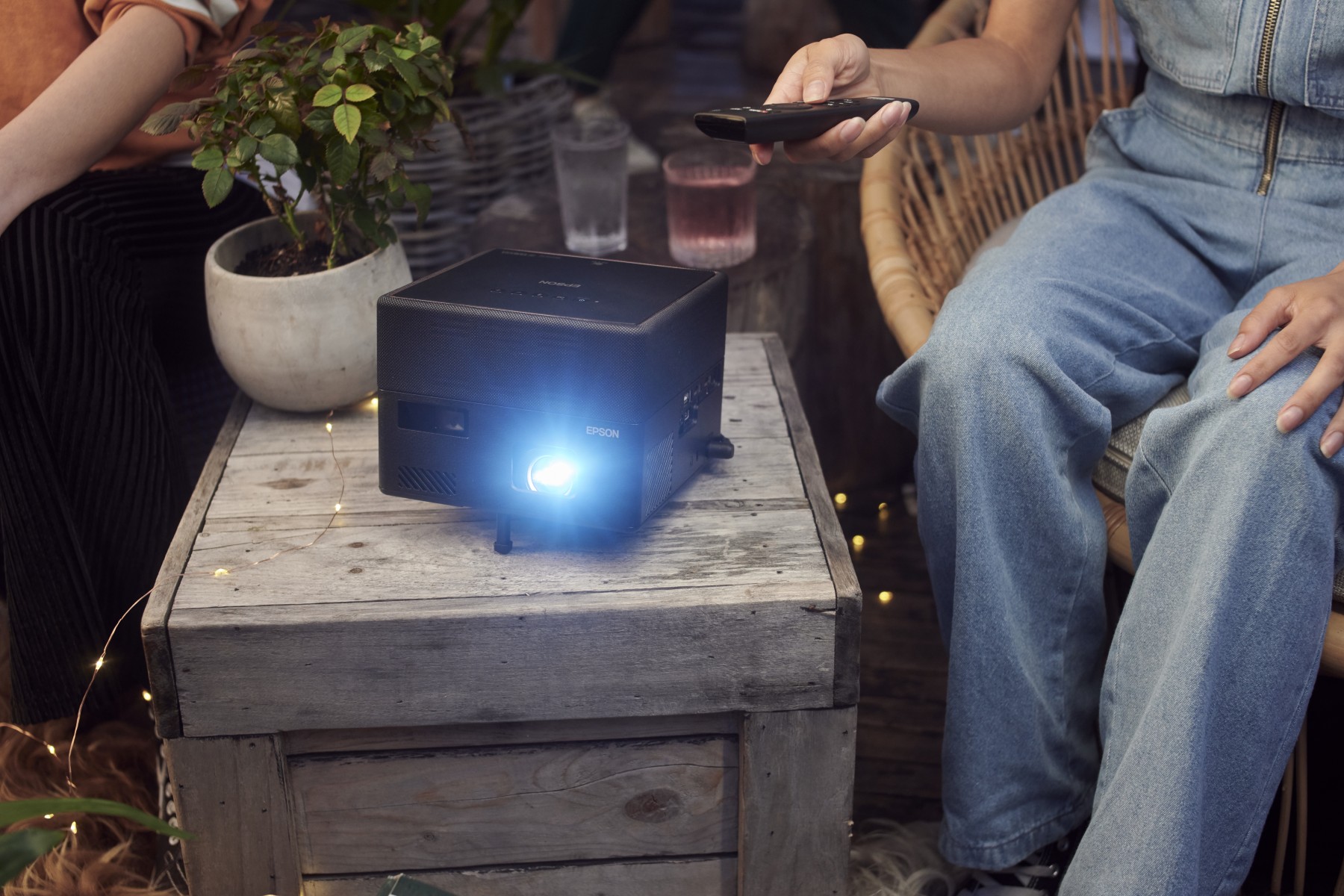 Epson wprowadza na rynek nowe projektory laserowe dla domu