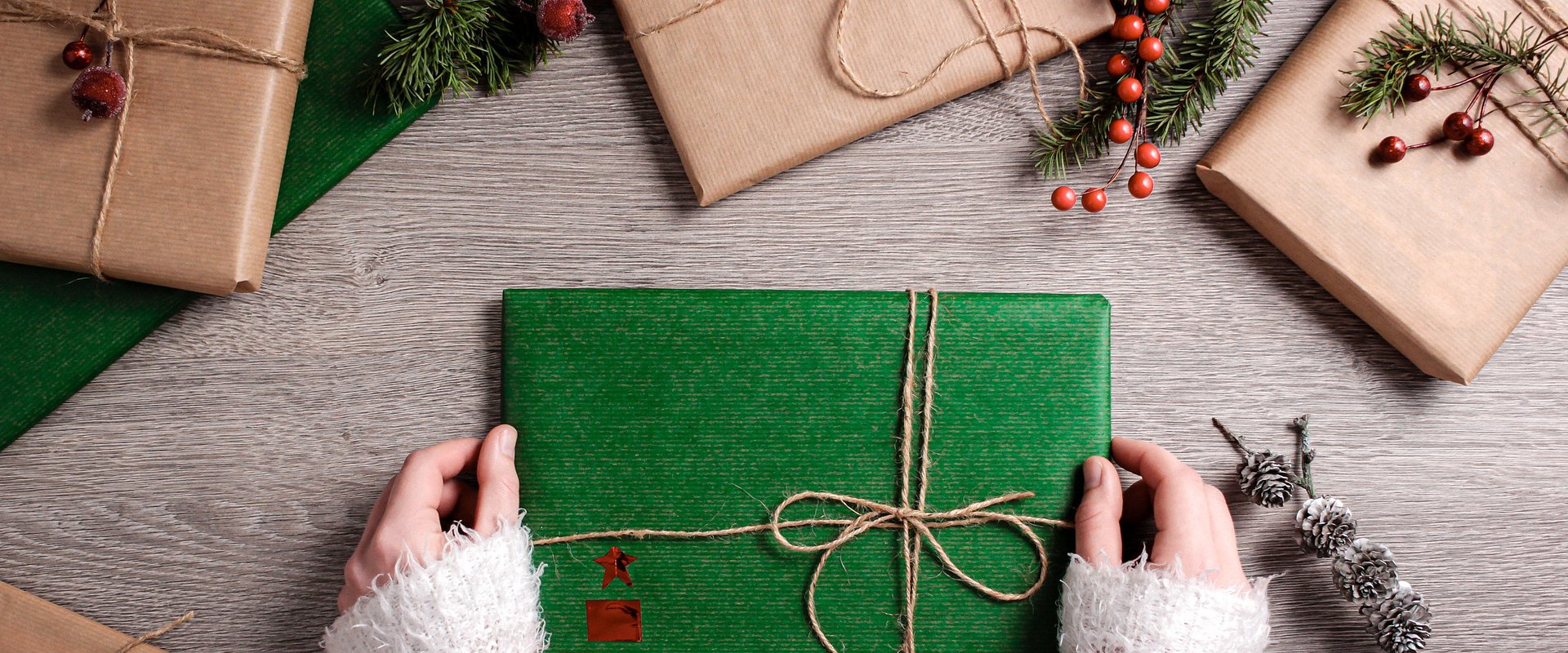 Firmowe święta z dystansem – Badania Pracuj.pl