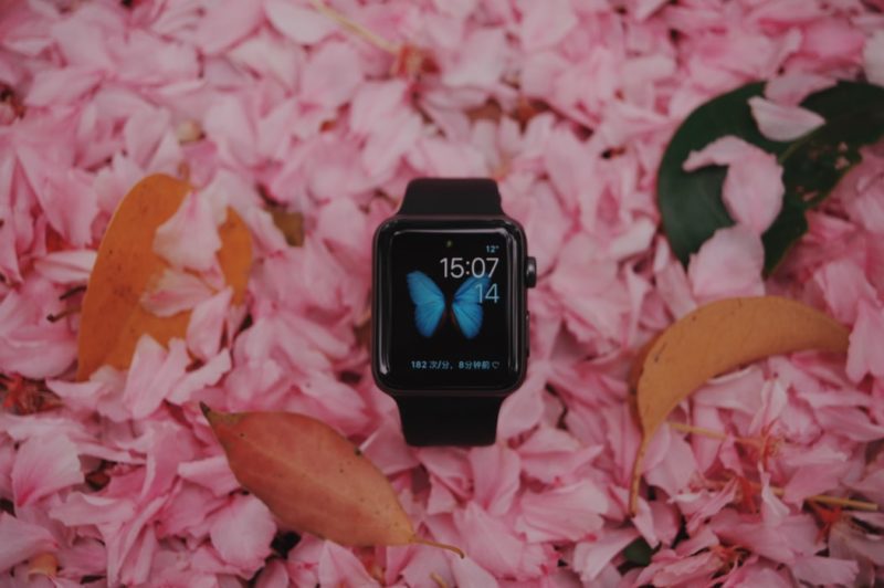 W Apple Watch i Samsung Galaxy Watch pojawi się glukometr do wykrywania poziomu cukru we krwi