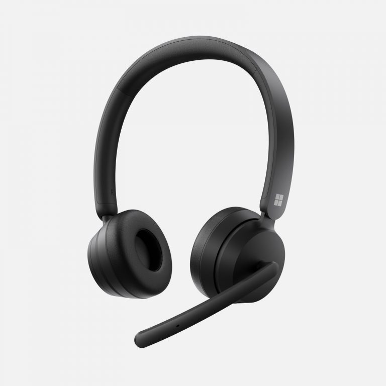 headset01 1600x1600 1 768x768