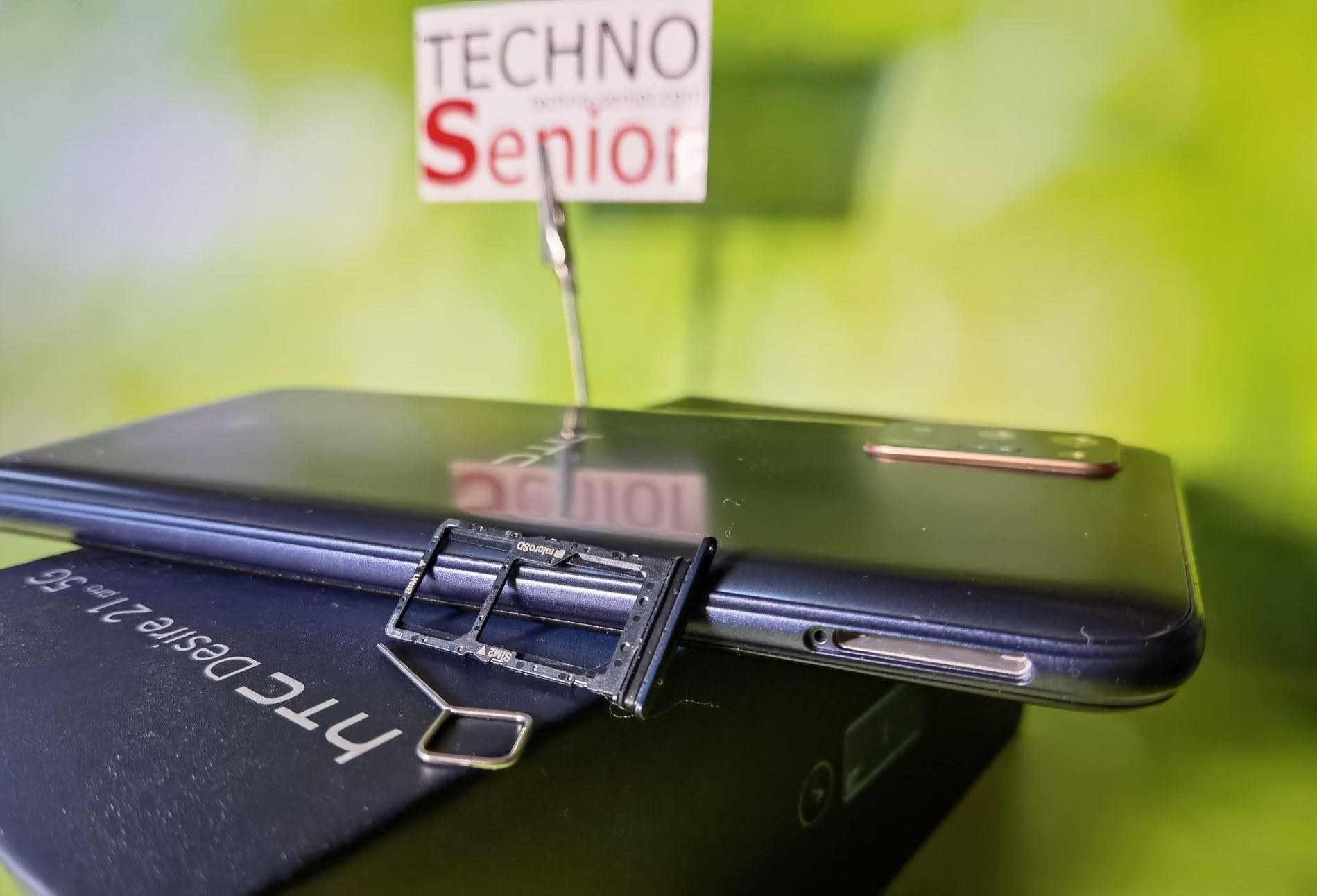 HTC Desire 21 Pro   013