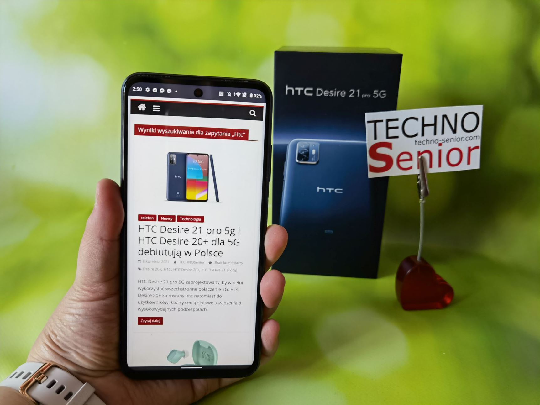 HTC Desire 21 Pro   030