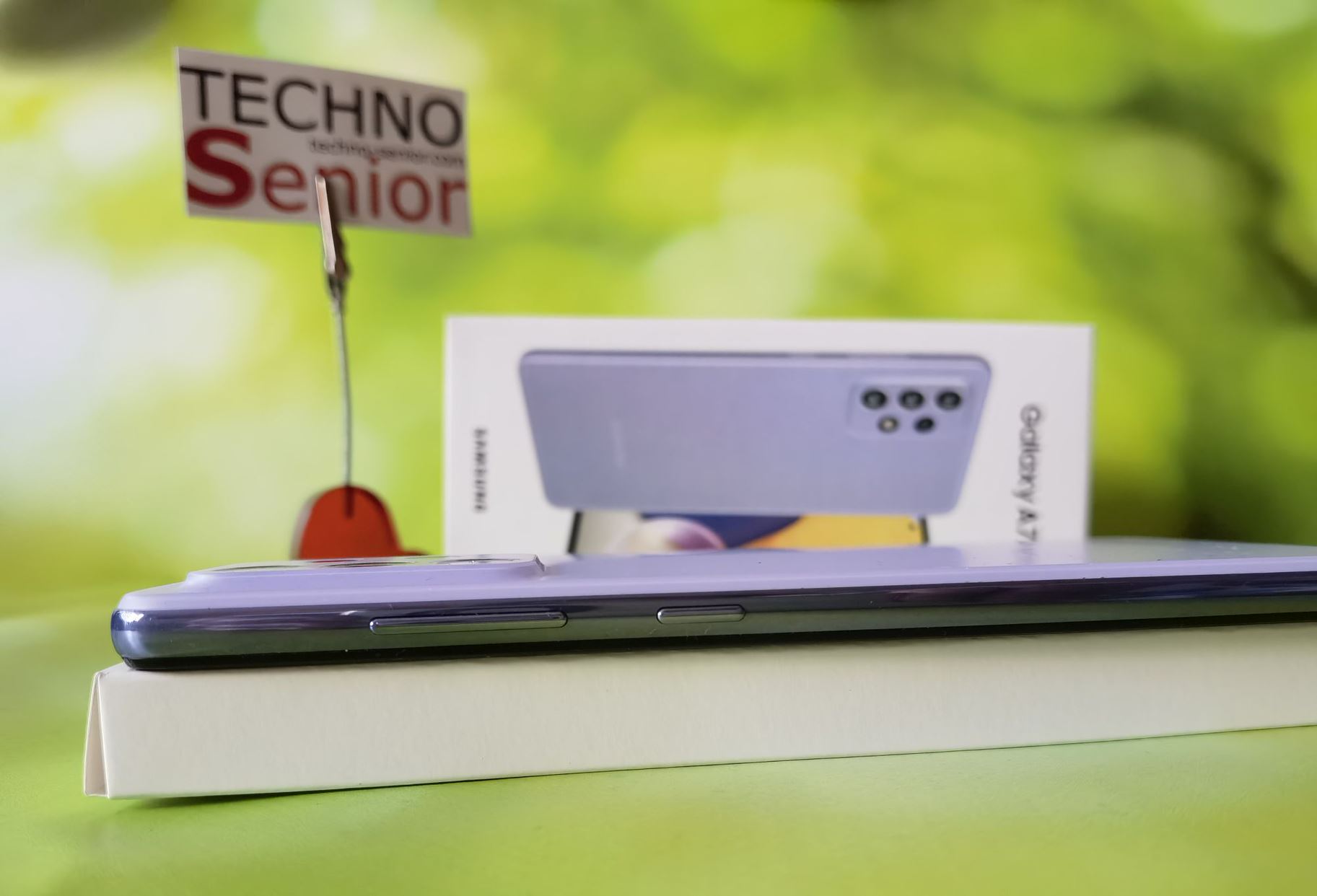 Samsung Galaxy A72   019