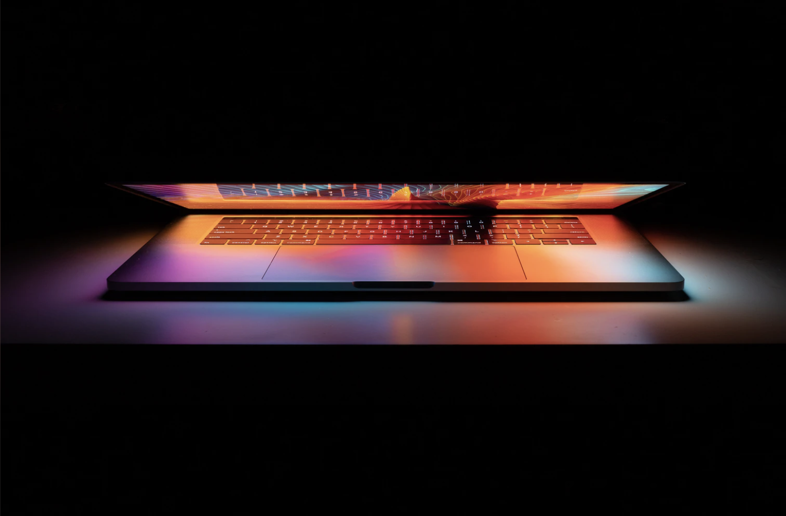Apple może pokazać nowy MacBook Pro już w końcu lata