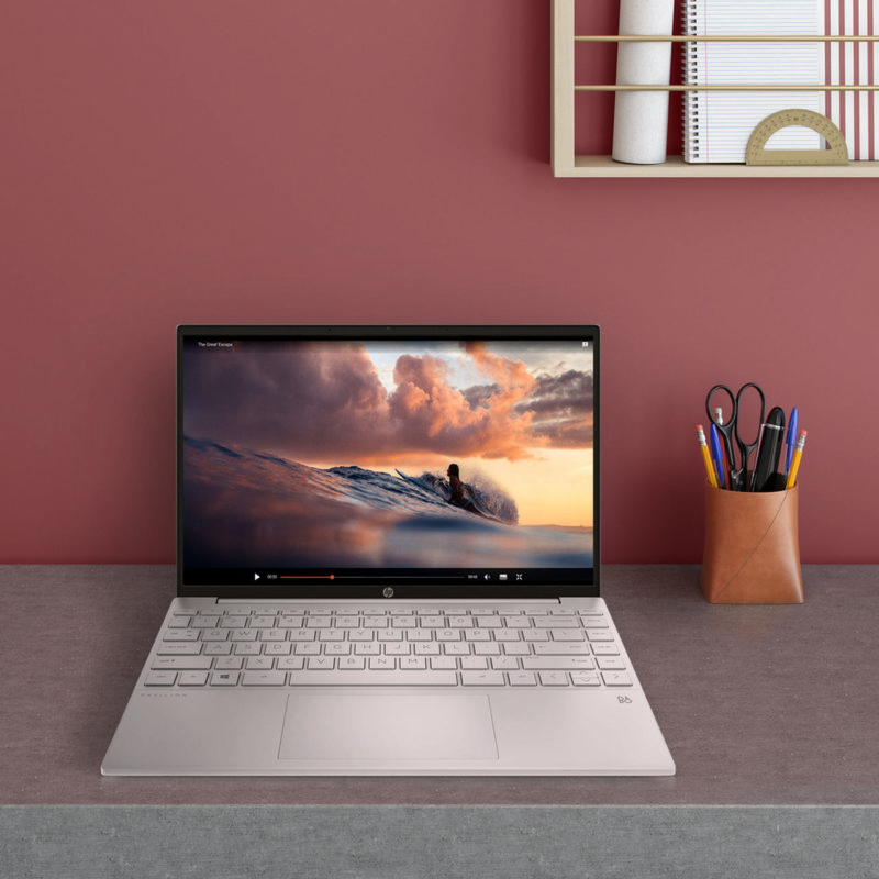 HP Pavilion Aero 13 Laptop PC 2