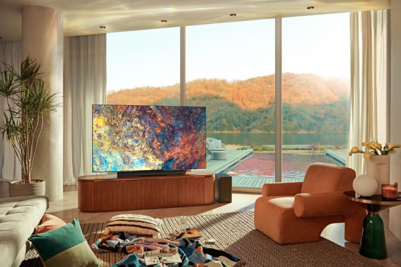 QN90A S13 2 Soundbar with subwoofer 1 2