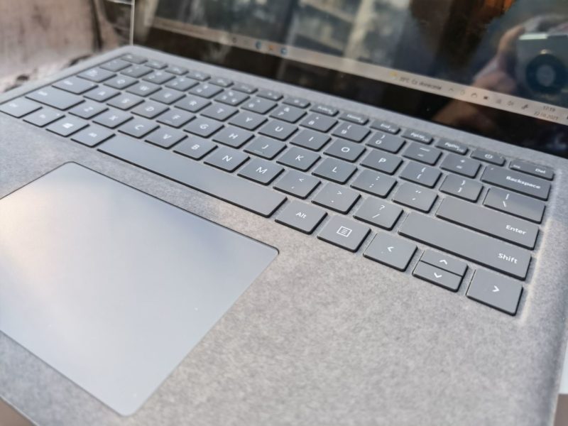 Surface Laptop 4   010