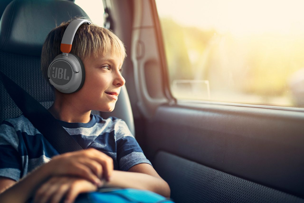 JBL Jr 460 NC – słuchawki dedykowane dzieciom