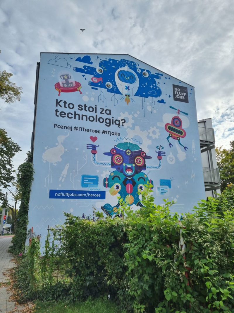 kampania it heroes no fluff jobs 2