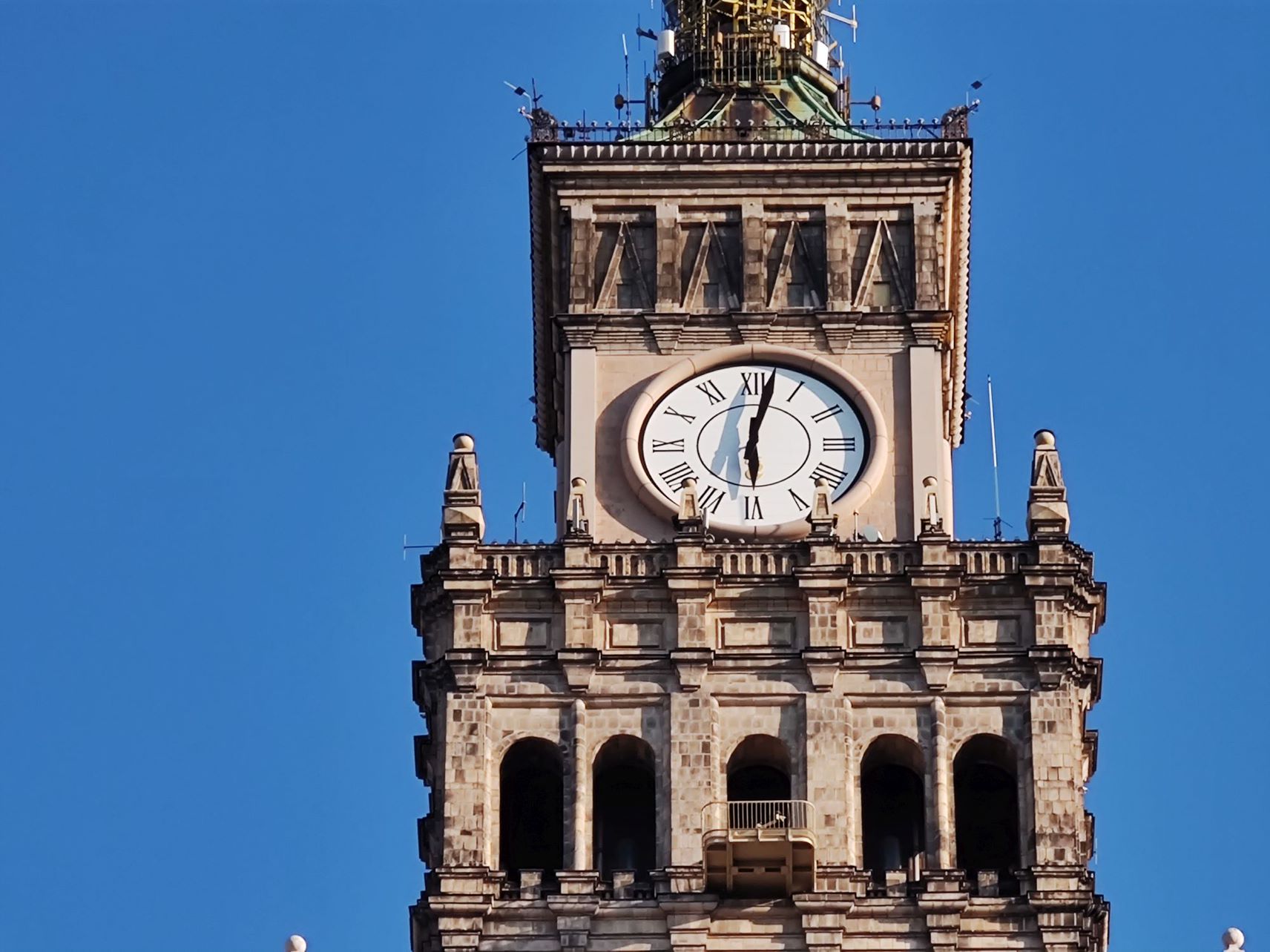 Motorola Edge 20 pro   007