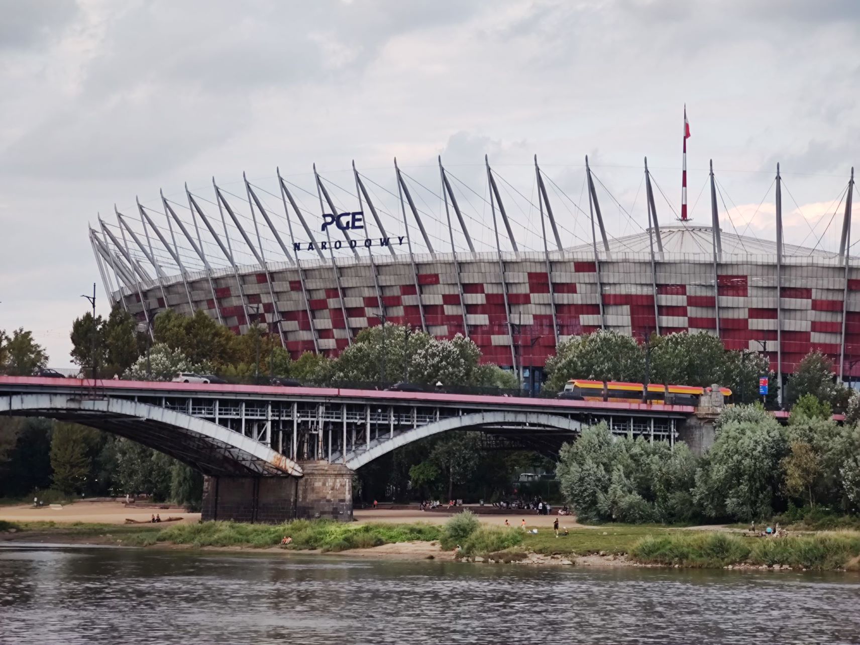 Motorola Edge 20 pro   021