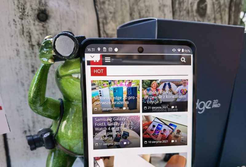 Motorola Edge 20pro   038