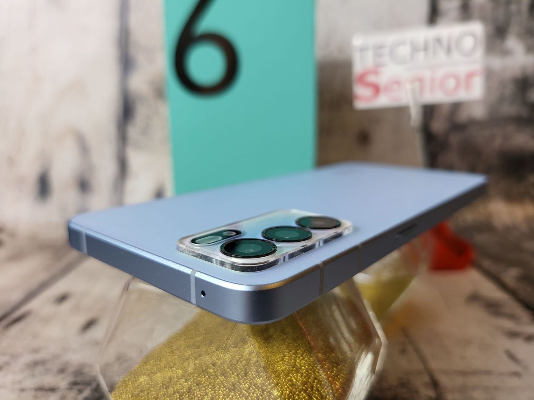 Oppo Reno 6   022
