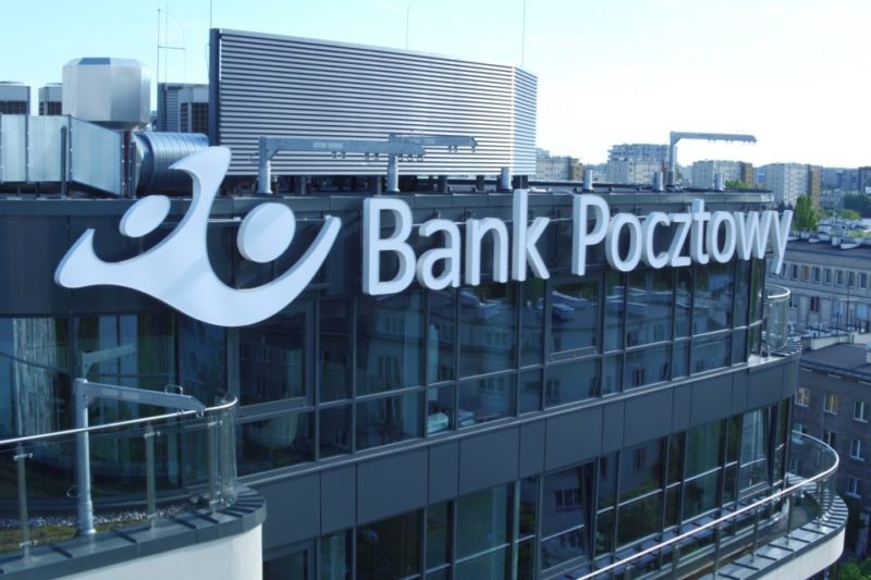 Bank Pocztowy dołącza do europejskiej czołówki banków korzystających z CRM w chmurze – wprowadzi to rozwiązanie jako jeden z pierwszych banków w Polsce