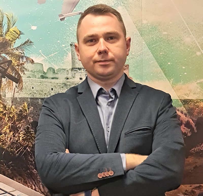 Tomasz Jarka CEO Hyperbook.jpg