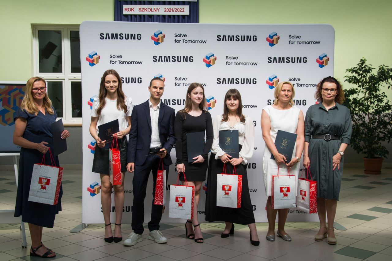 Przystanek Solve for Tomorrow w Bielsku Podlaskim – co słychać u zwycięzców programu