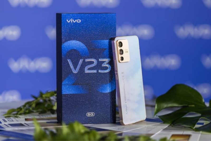 V23
