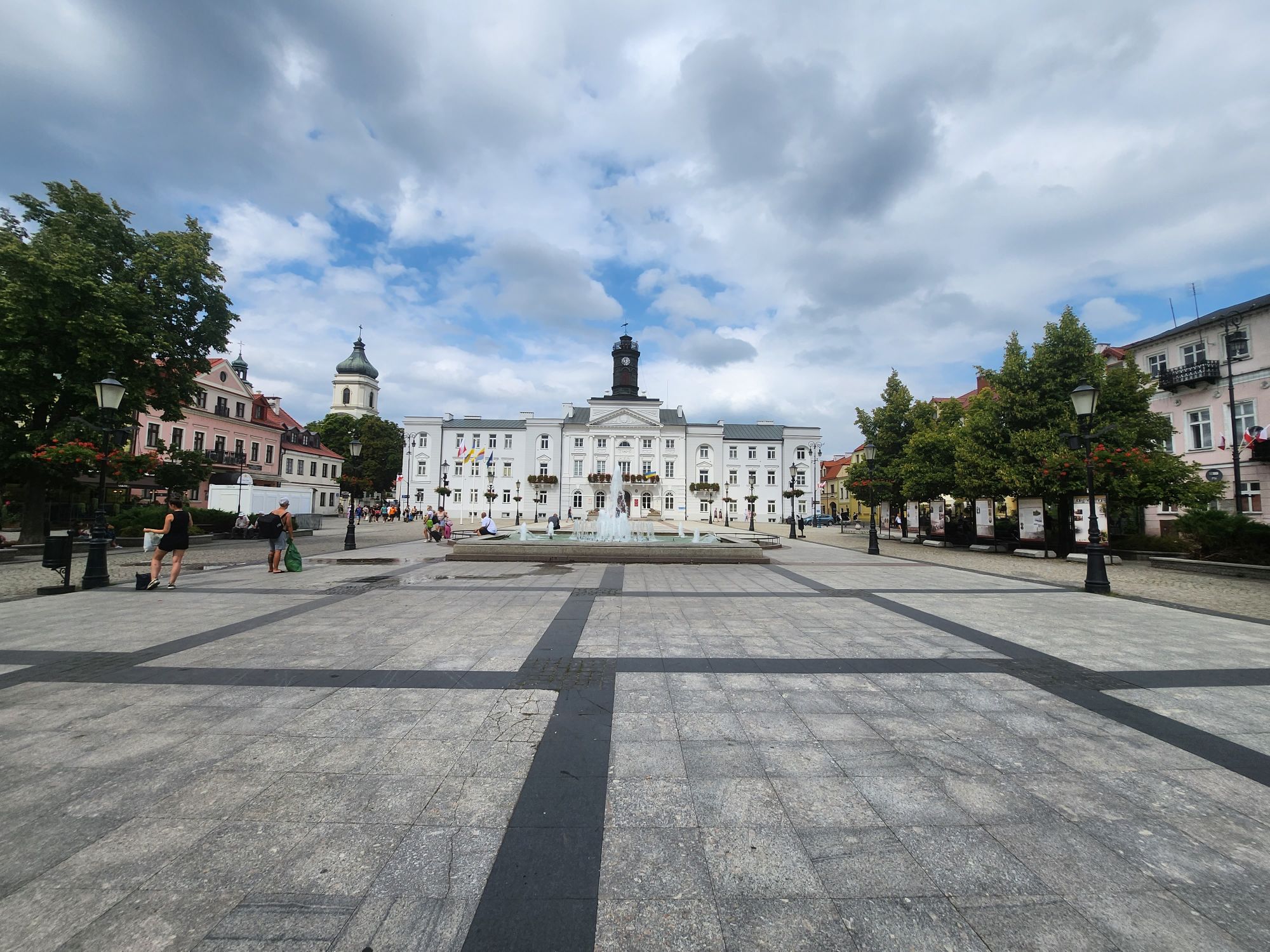 Samsung Galaxy Z Flip 4   008