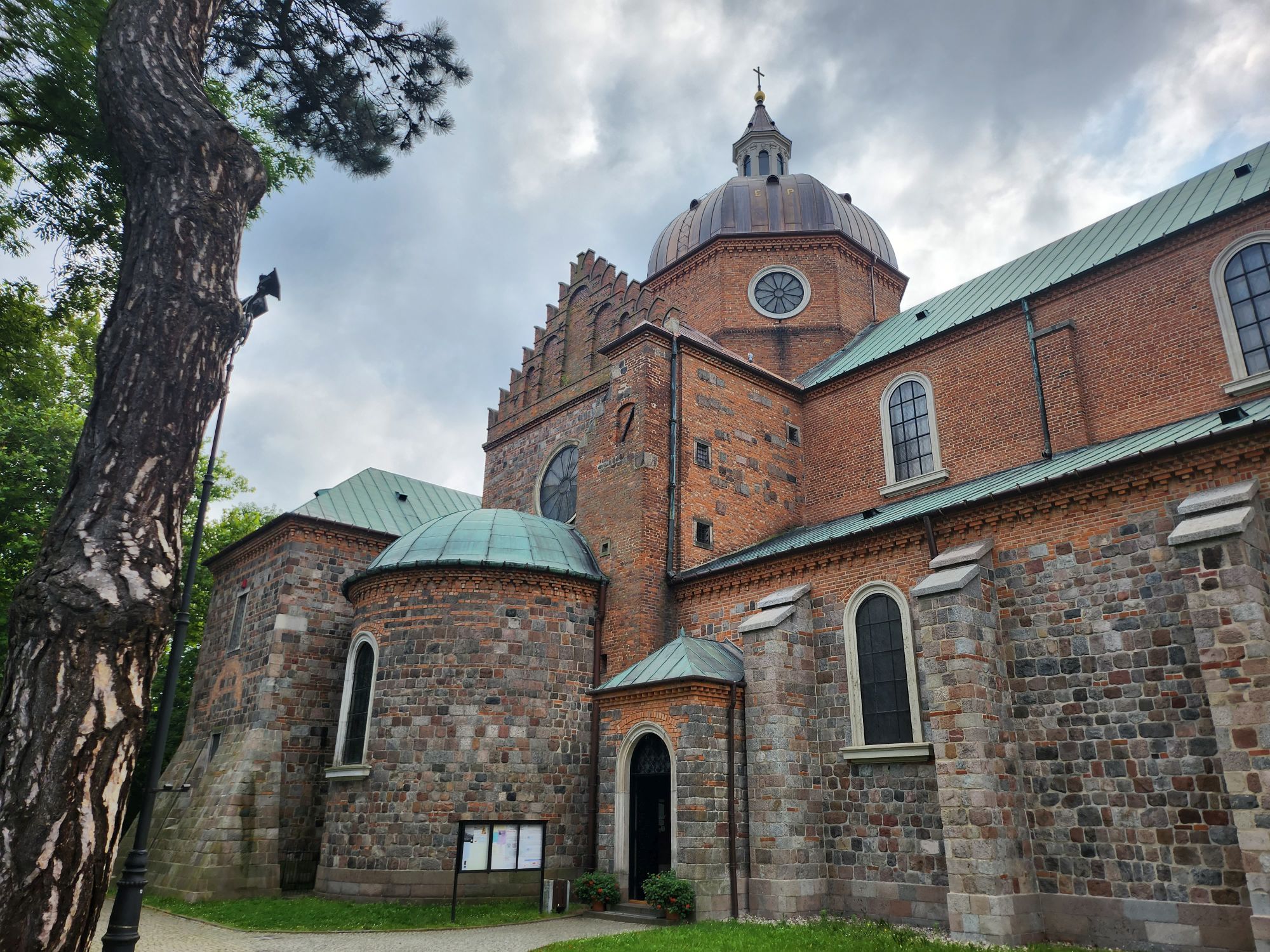 Samsung Galaxy Z Flip 4   018