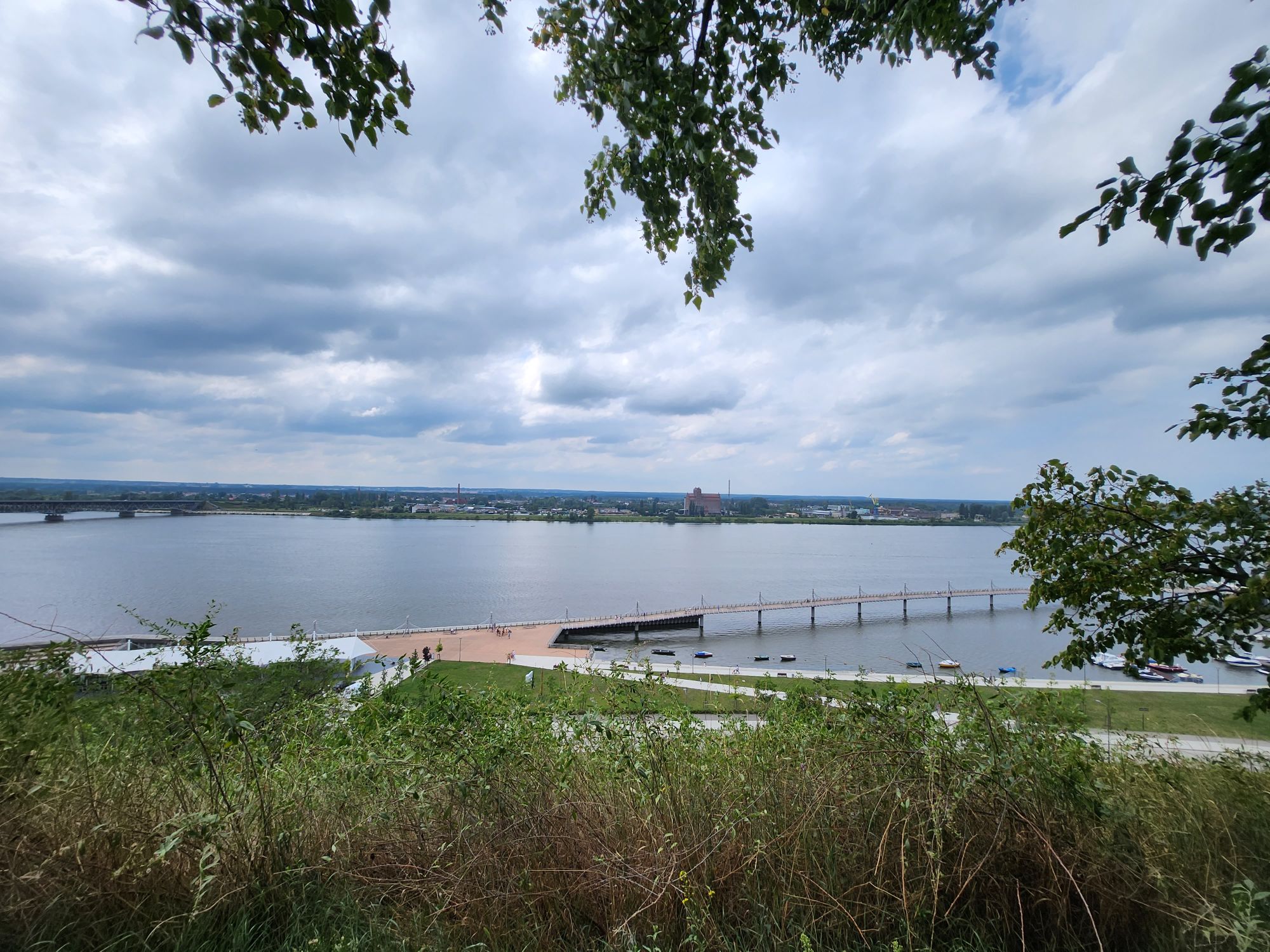 Samsung Galaxy Z Flip 4   024