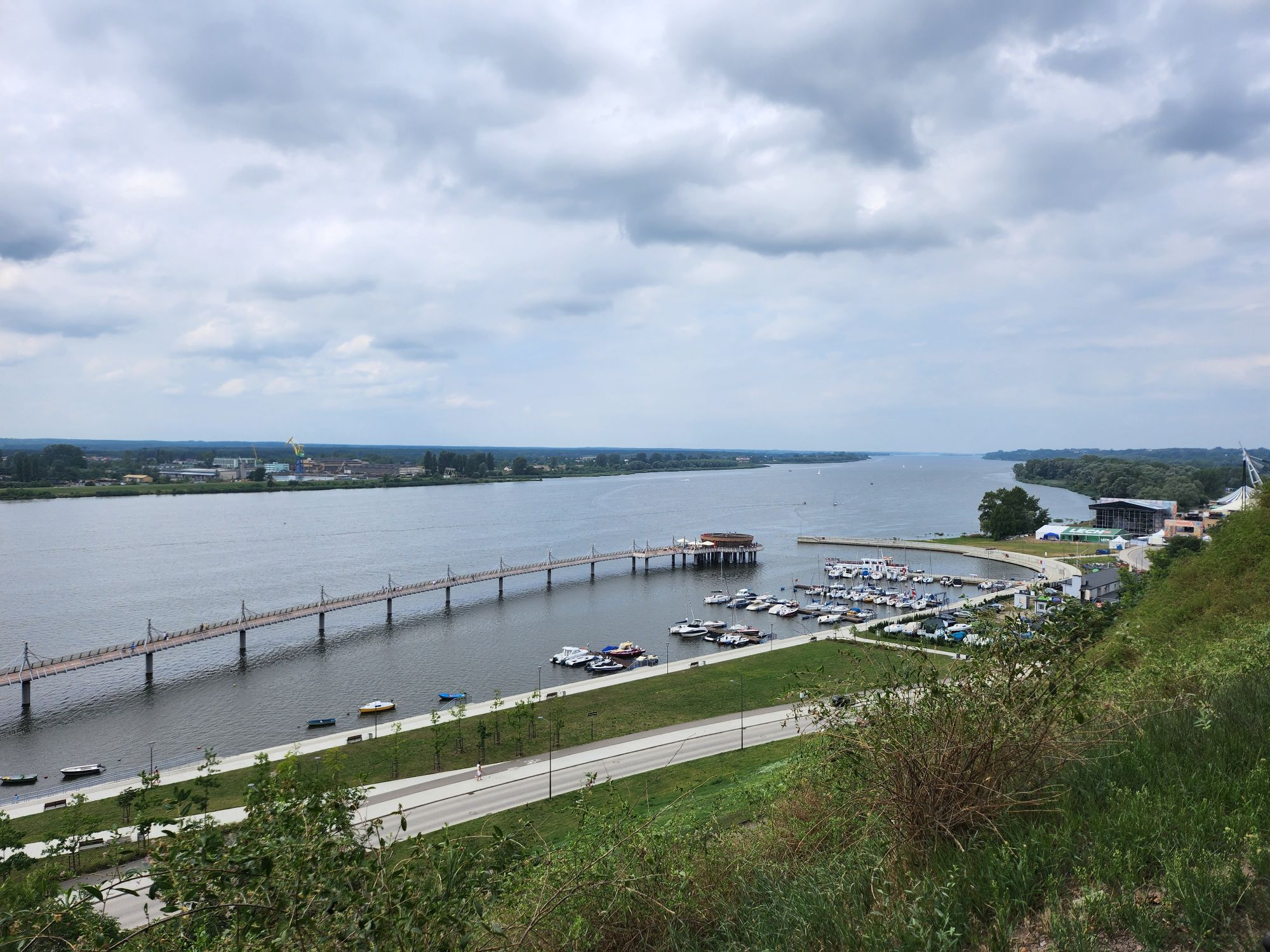 Samsung Galaxy Z Flip 4   029