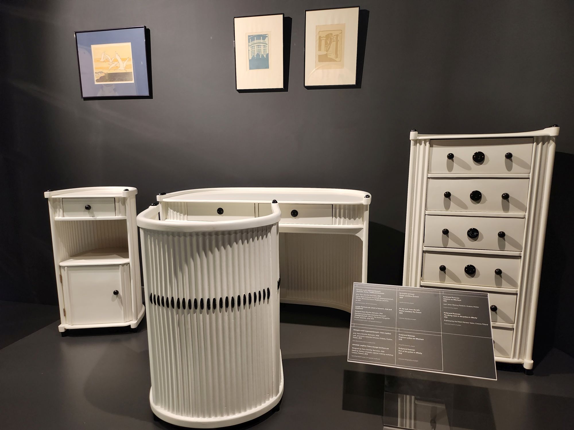 Samsung Galaxy Z Flip 4   054