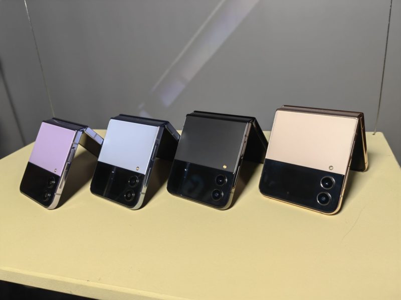 Samsung Galaxy Z Flip 4 055