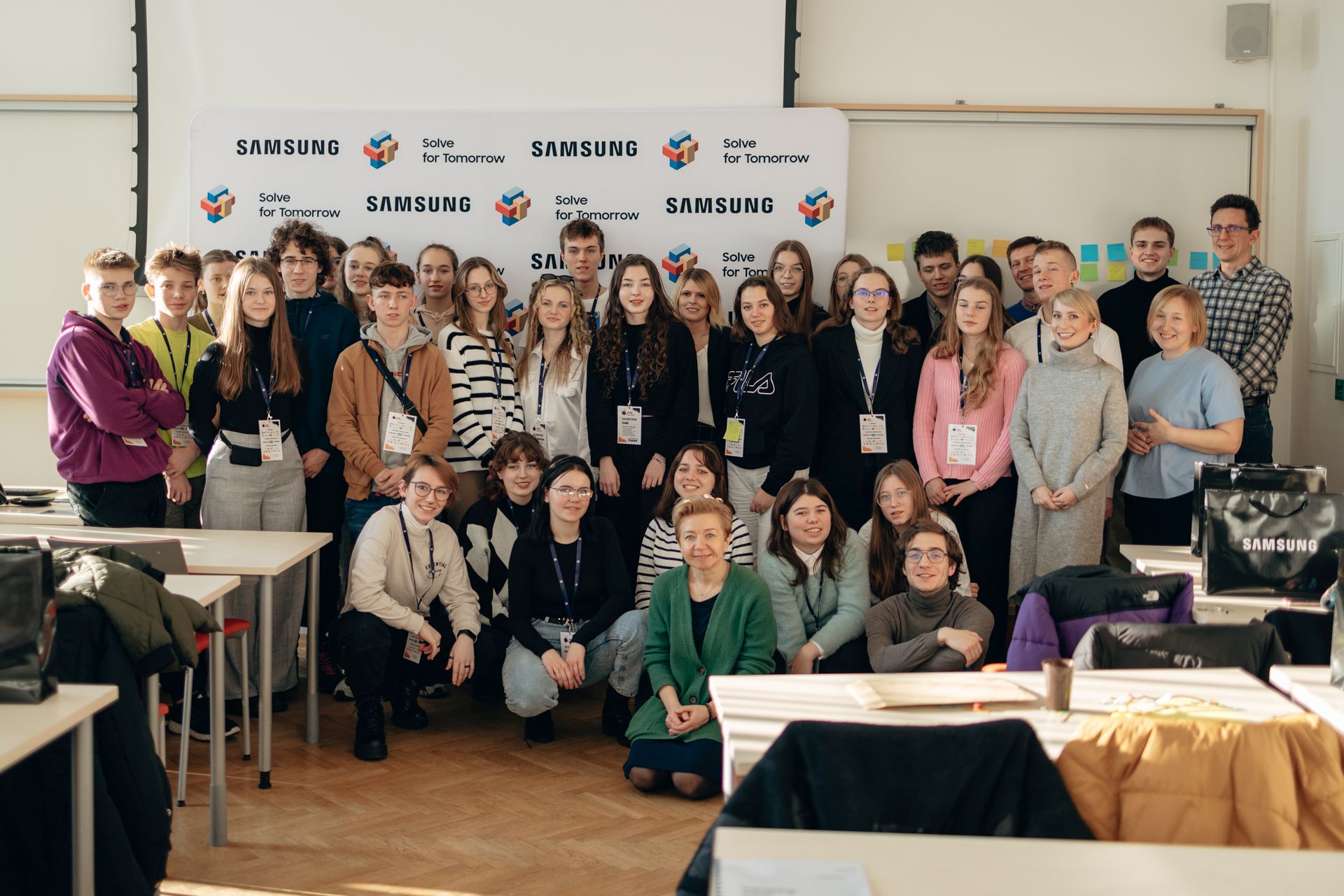 CEMS Chance – wolontariusze firmy Samsung wspierają młodzież w wyborze ścieżki zawodowej