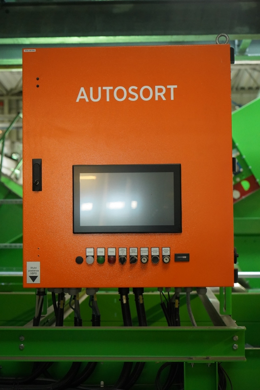 121686782 Separator optyczny TOMRA sterowanie