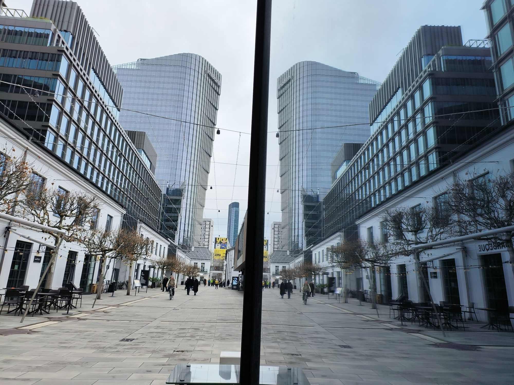 Oppo Find N2 Flip 063