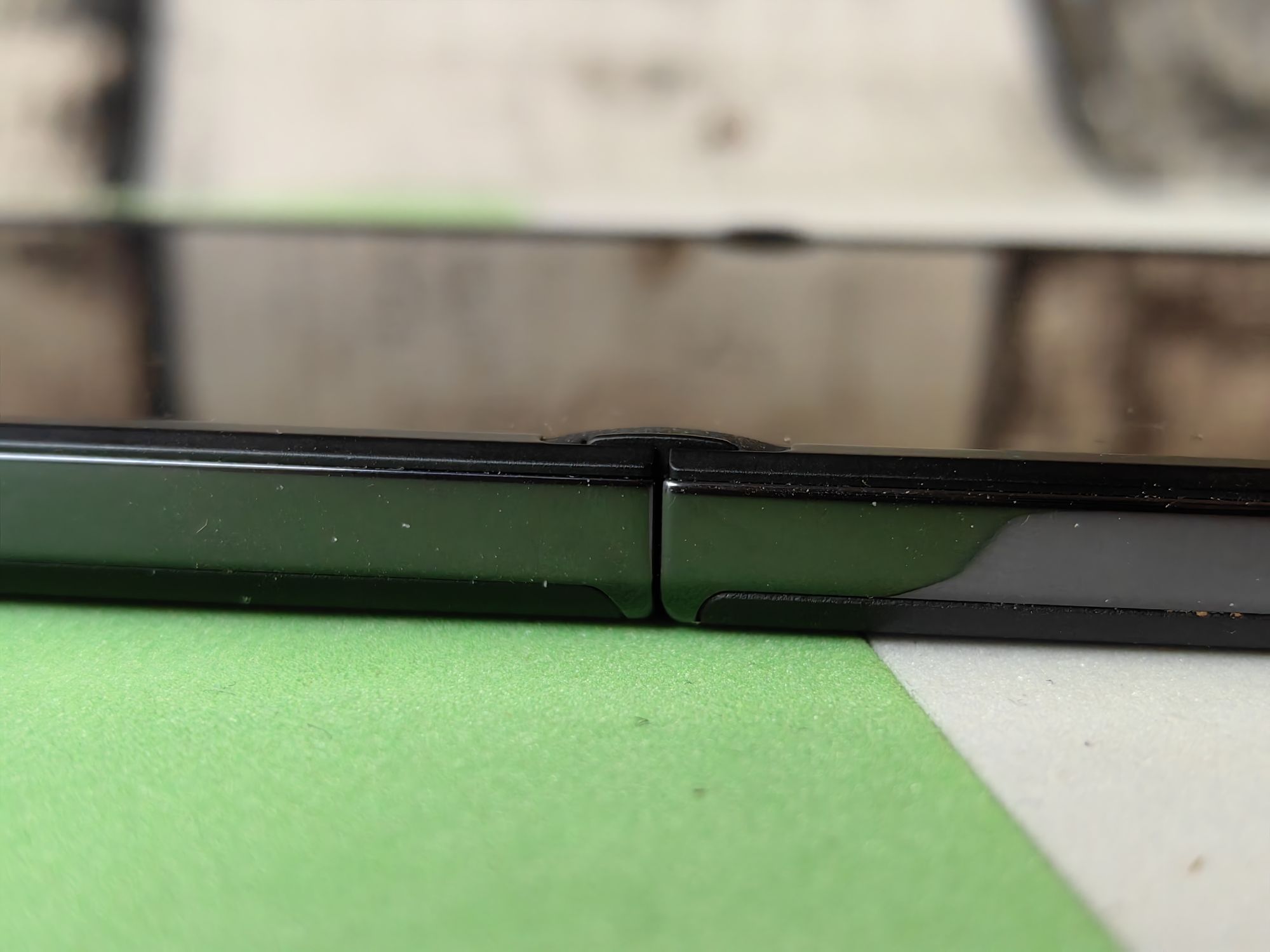 Oppo Find N2 Flip    tel 013