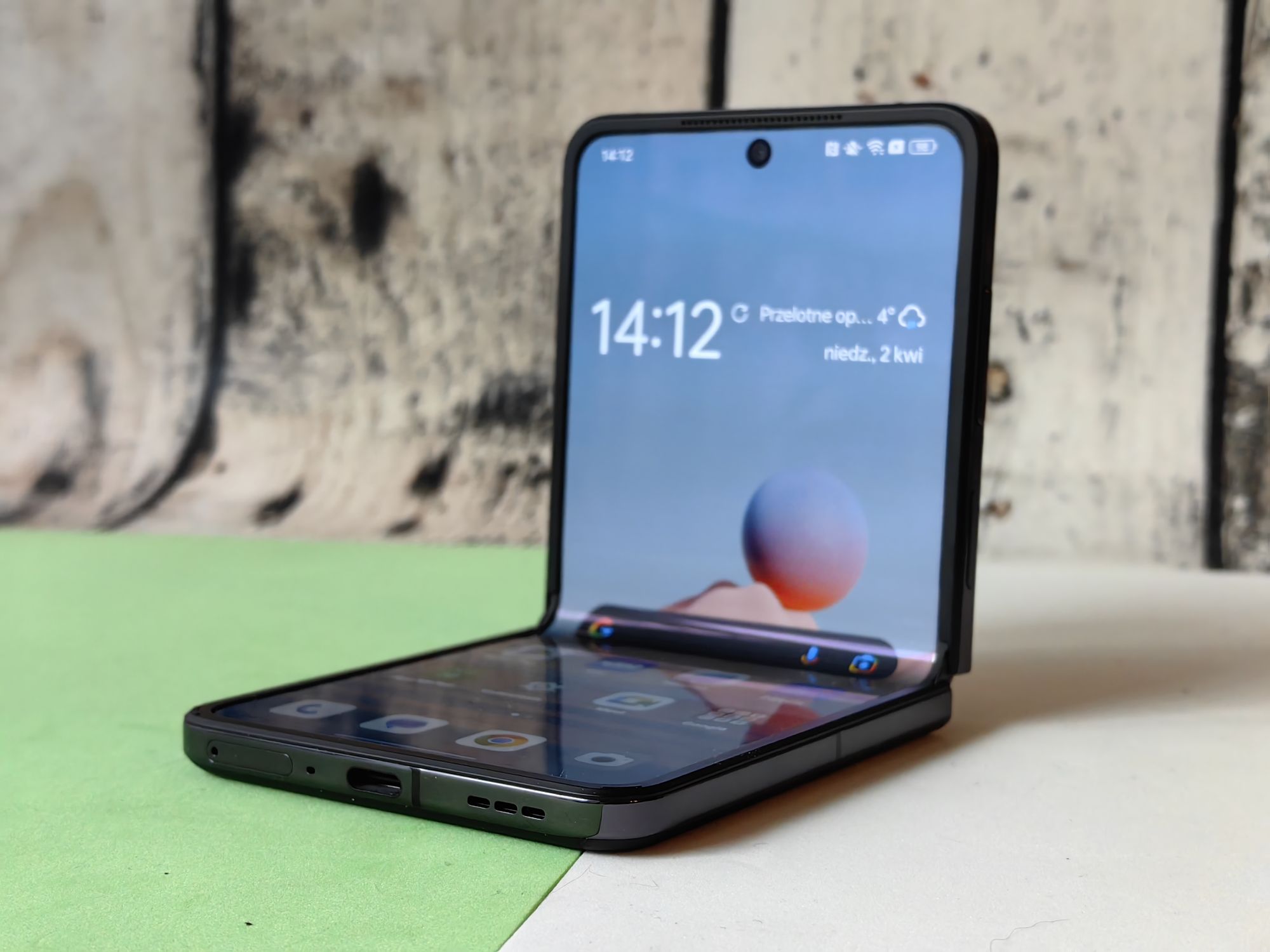 Oppo Find N2 Flip    tel 027