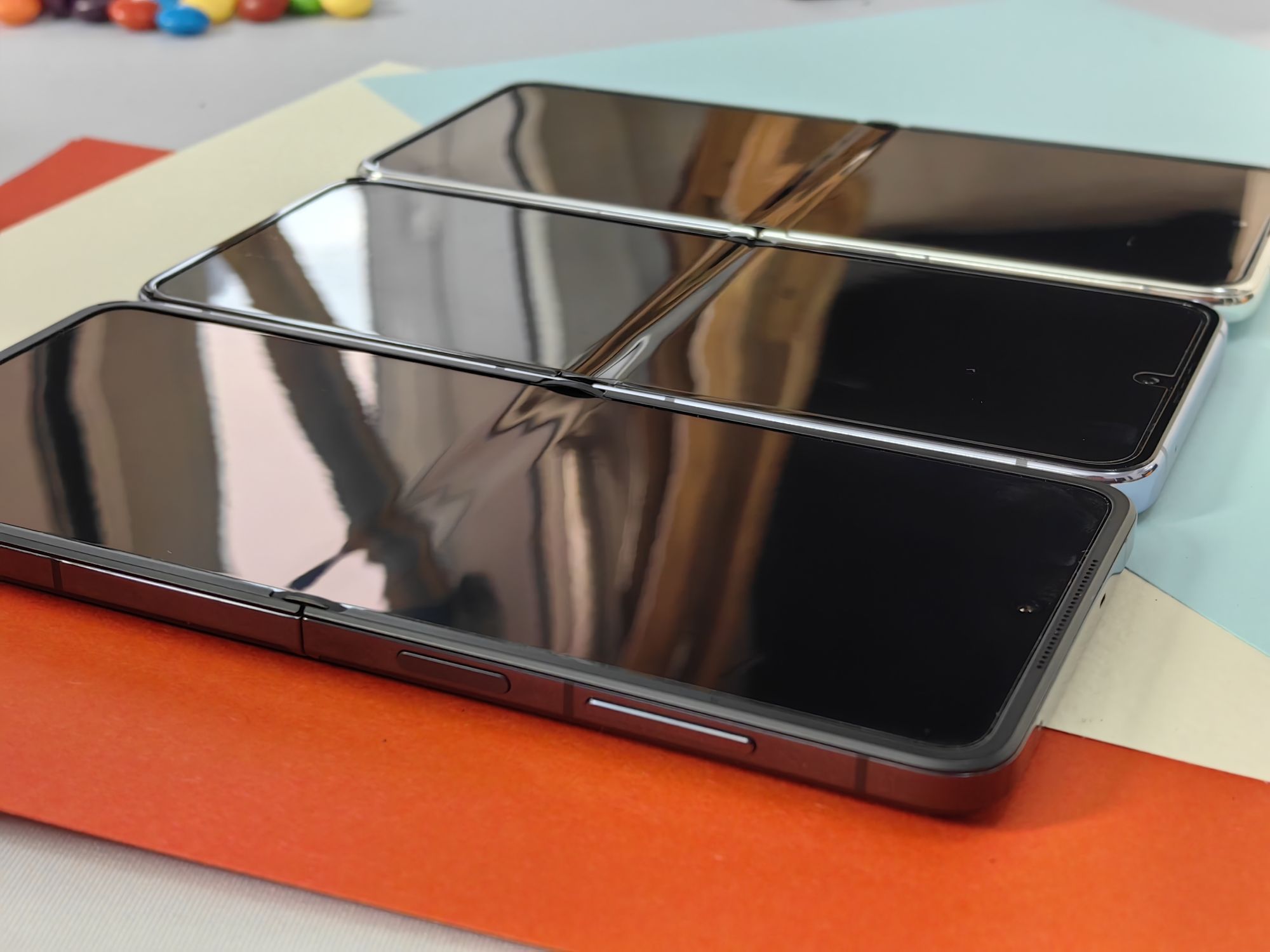 Oppo   Huawei   Samsung (2)