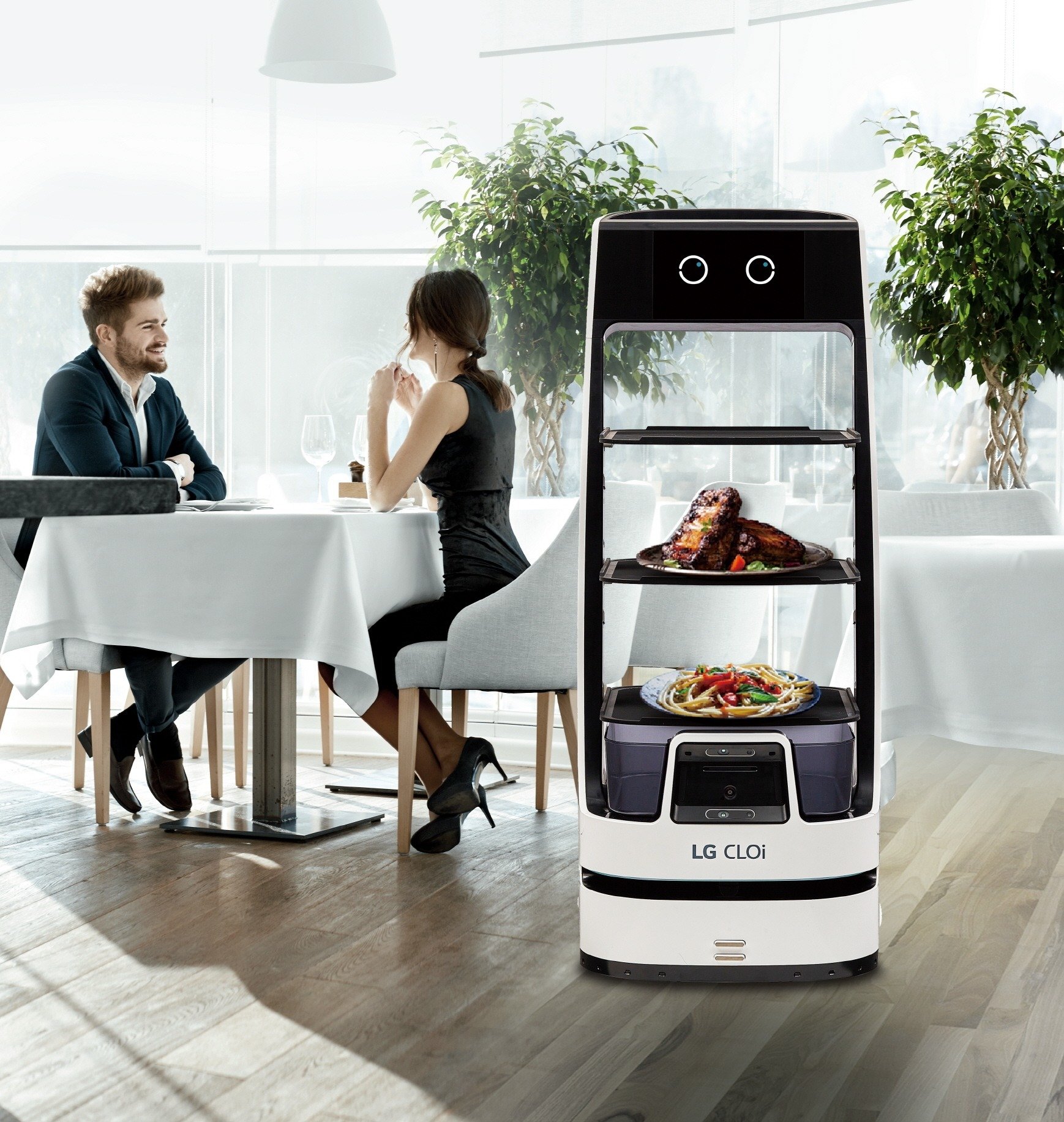 Nowy robot LG CLOi ServeBot zapewnia płynną pracę i niezawodną obsługę klienta