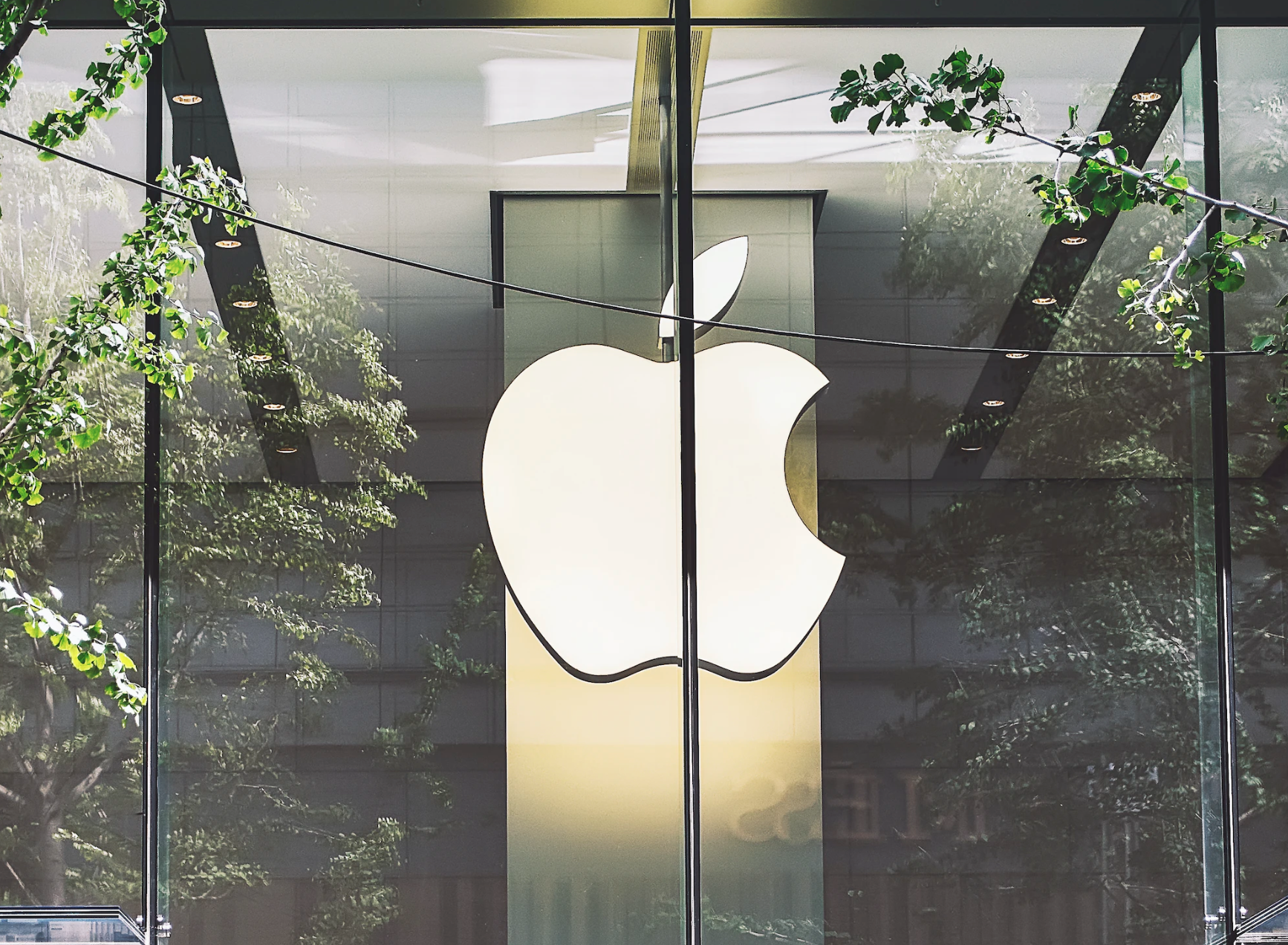 Deweloperzy z Wielkiej Brytanii pozwali Apple na kwotę 1 mld USD