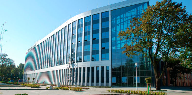 Wewnętrzna sieć kampusowa 5G na Politechnice Śląskiej