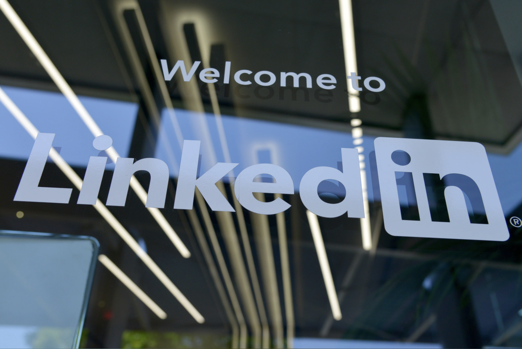 LinkedIn zwalnia 668 pracowników z powodu zmniejszonego popytu na usługi rekrutacyjne